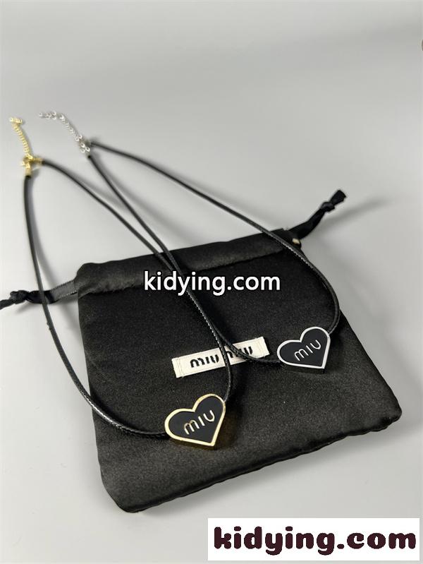 miumiuネックレスミュウミュウチョーカーコピー 2026トレンドおしゃれ新作アクセサリー-5