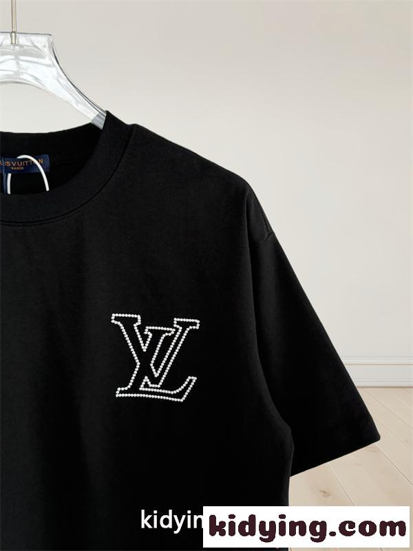 半袖Tシャツ ワンポイント刺繍 クルーネック ミニマル定番モデル LOUIS VUITTON ルイヴィトン コピー-3
