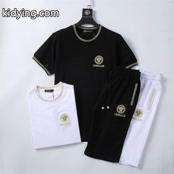 ストリートヴェルサーチスーパーコピーゴルードロゴプリントTシャツ&ショートパンツセットアップVERSACE上下セット-0