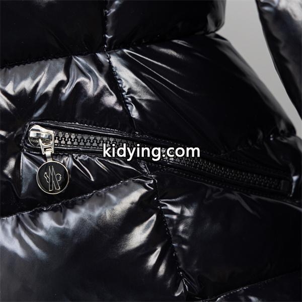 ブラック光沢感 シックデザイン MONCLER モンクレール コピー ダウンジャケット 秋冬コーデ-8