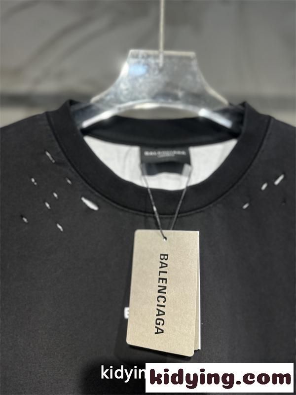 レイヤード裾 ロゴ刺繍 オーバーサイズ 2026新作 BALENCIAGA バレンシアガ コピー Tシャツ ストリート映え-2