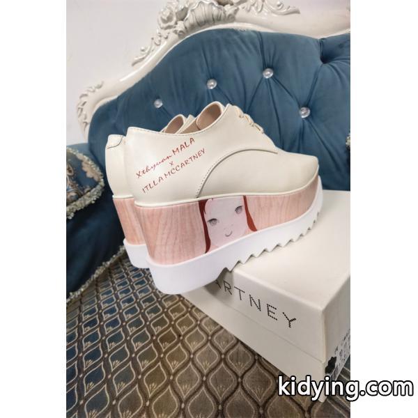 2026新作  STELLA McCARTNEY ステラマッカートニー コピー 厚底シューズ ベージュ 個性的 可愛い-1