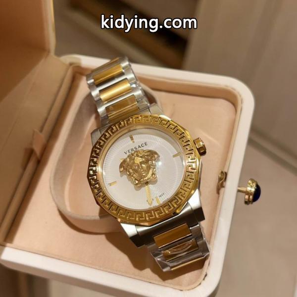 最安値に挑戦するVersace　ヴェルサーチ腕時計_ コピー 激安(日本最大級)38㎜-6