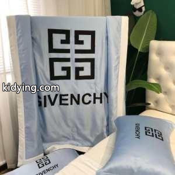 超極細繊維を使用した美品 ジバンシー 不眠症対策 ストレス解消 GIVENCHY サラサラ感を保つ ブランケットお肌の敏感な方におすすめ_ジバンシー GIVENCHY_ブランド コピー 激安(日本最大級)-0