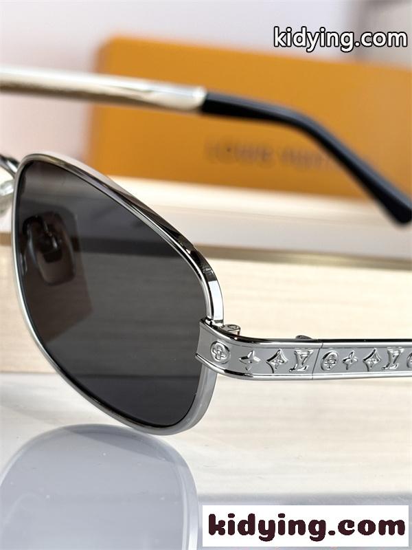 ルイ ヴィトンサングラス スーパーコピー LOUIS VUITTON 2026SSトレンド 激安MODEL:Z2931U SIZE:54口20-145-6