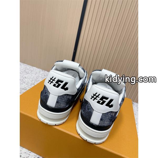LV trainer☆☆大胆なトレンド感を楽しむ ルイ ヴィトンスニーカースーパーコピー 春夏のお出かけを軽快に LOUIS VUITTONブランド コピー 激安(日本最大級)-3