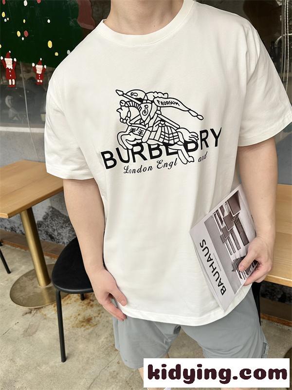 BURBERRY バーバリー コピー 新着人気 半袖Tシャツ プリント 通気素材 カジュアルウェア-3