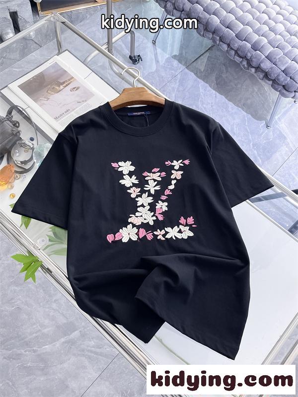 LOUIS VUITTON ルイヴィトン コピー 華やか刺繍デザイン 半袖Tシャツ フェミニンコーデ-1