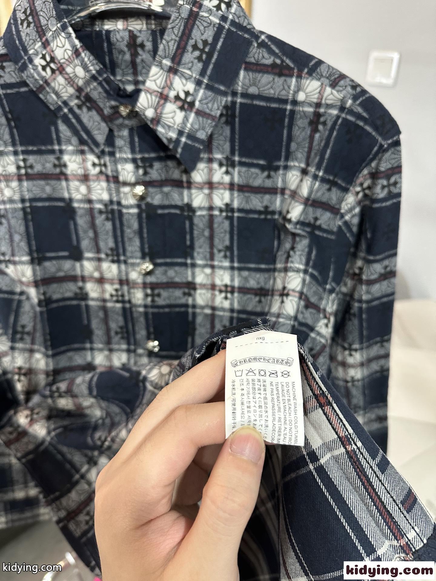 クロムハーツ コピー Tシャツ クロスモチーフ総柄 ジャカードチェック 柔らかコットン素材 ディテール重視 高級感モデルChrome Hearts-2