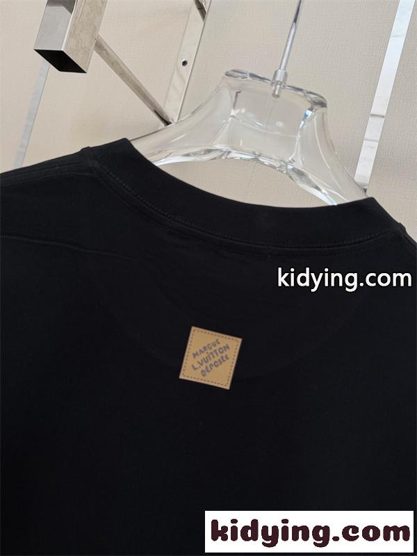 ラインストーンロゴ スクリプトデザイン  売れ筋 LOUIS VUITTON ルイヴィトン コピー 半袖Tシャツ 着映え 即戦力-4