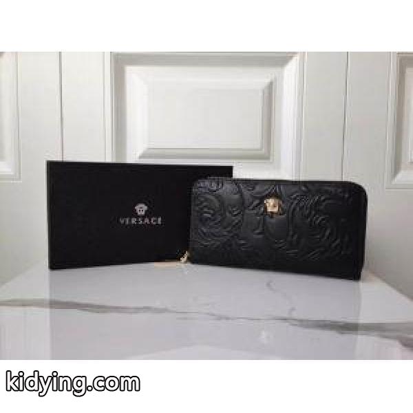 VERSACE ヴェルサーチ スーパーコピー メンズ ジップ長財布 エンボス加工 今季で一番流行りの新作 EMBOSSED BAROCCO ブラック-0