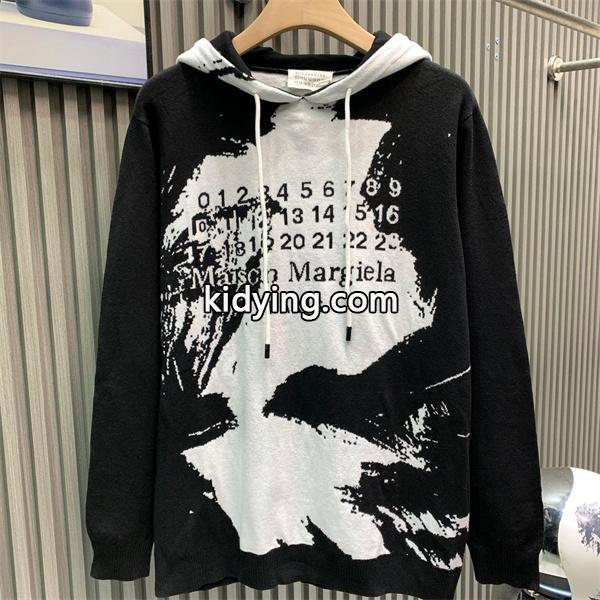 Maison Margiela 偽物 パーカー カレンダーロゴ アートグラフィック デザイン モード マルジェラ-0