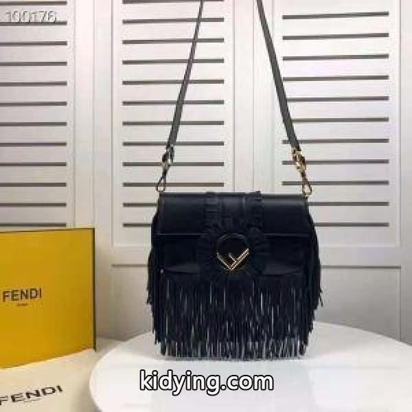 2018人気度高めの新作 2色可選 豊富なカラー展開 フェンディカッコイイ FENDI ショルダーバッグ_フェンディ FENDI_ブランド コピー 激安(日本最大級)-0
