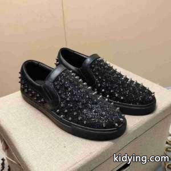秋冬ファッションの決め手 フィリッププレインこの冬欲しいスタイル PHILIPP PLEIN 冬の最旬コーデに仕上げる ランニングシューズ_フィリッププレイン PHILIPP PLEIN_ブランド コピー 激安(日本最大級)-0