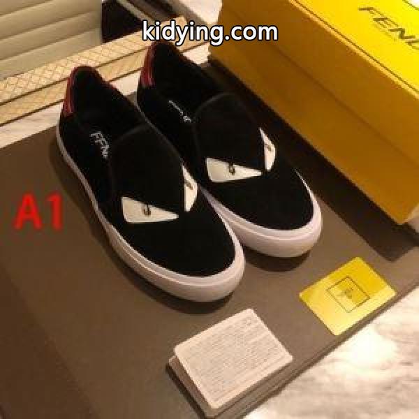 スニーカー 2色可選ビジネスシーンに大活躍フェンディ ふんわりスタイルが最適 FENDI まだまだ人気継続中_フェンディ FENDI_ブランド コピー 激安(日本最大級)-0
