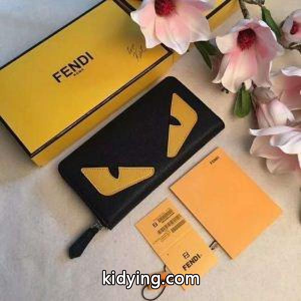 SALENo1完売人気 FENDI秋冬新作登場 フェンディ 長財布 2018セール秋冬人気品_フェンディ FENDI_ブランド コピー 激安(日本最大級)-0