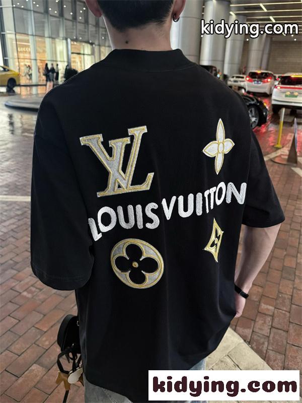 バックロゴ 半袖Tシャツ ルイヴィトン コピー ブラック オーバーサイズ LVモチーフ フラワー グラフィック Louis Vuitton-2