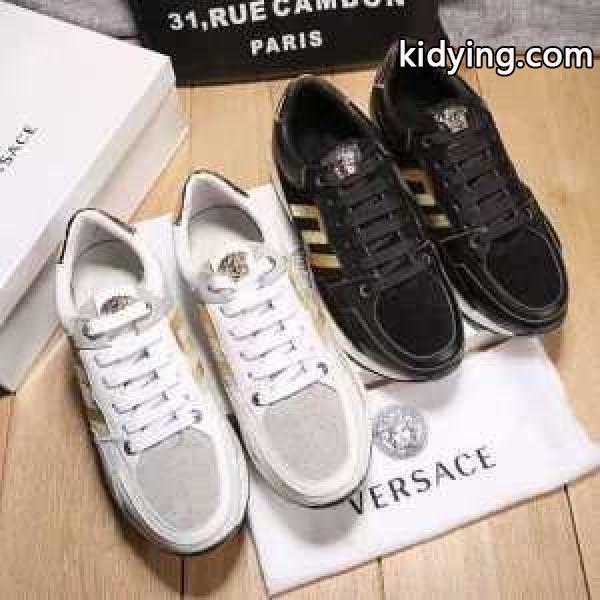 春新品のヴェルサーチ、Versaceの男子ジャースニーカー、カジュアルスポーツ用の白黒耐久性靴_ヴェルサーチ VERSACE_ブランド コピー 激安(日本最大級)-0
