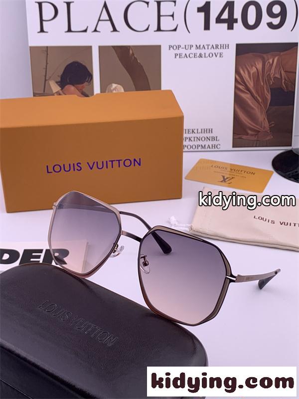 ルイヴィトン コピー 激安 サングラス スクエアフレーム メンズ レディース 上品 シンプル 高級感 UVカット Louis Vuitton-4