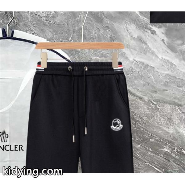 話題 ブラック ワンポイントロゴ 快適シルエット 秋冬注目 モンクレール コピー Moncler スウェットパンツ-2