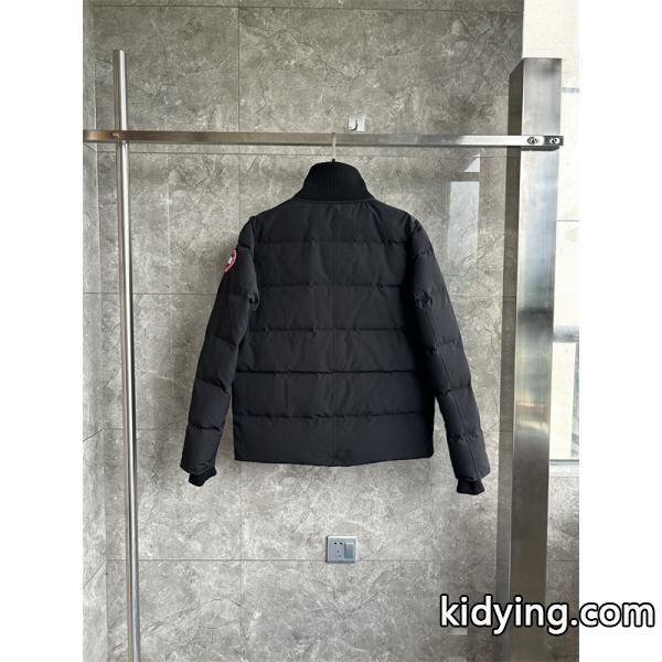 冬モデル ダウンジャケット ブラック 入手困難 Canada Goose カナダグース スーパーコピー-1