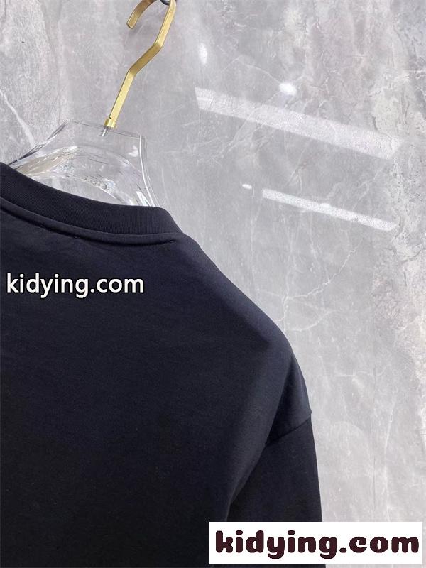 スモールロゴ 胸元アクセント スマートフォルム デイリー好評 MONCLER モンクレール コピー 半袖Tシャツ 2026人気-8