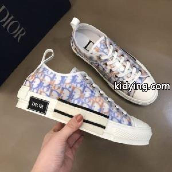 センスアップできるコーデ ディオール DIOR センスよく取り入れられる スニーカー デイリーに使える_ディオール DIOR_ブランド コピー 激安(日本最大級)-0