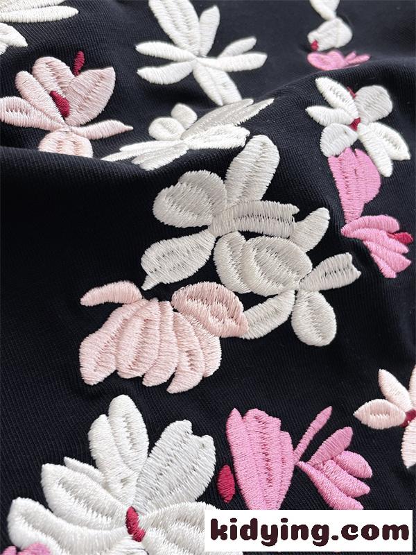 LOUIS VUITTON ルイヴィトン コピー 華やか刺繍デザイン 半袖Tシャツ フェミニンコーデ-7