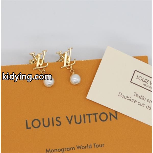寒い季節を彩るアイテム ルイ ヴィトン 秋めいたコーデに仕上げる LOUIS VUITTON 簡単に秋冬の季節感をアップ ピアス_ブランド コピー 激安(日本最大級)-0