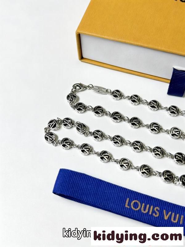 チェーン ネックレス ロングタイプ モダンアクセント 高級 LOUIS VUITTON ルイヴィトン コピー-5
