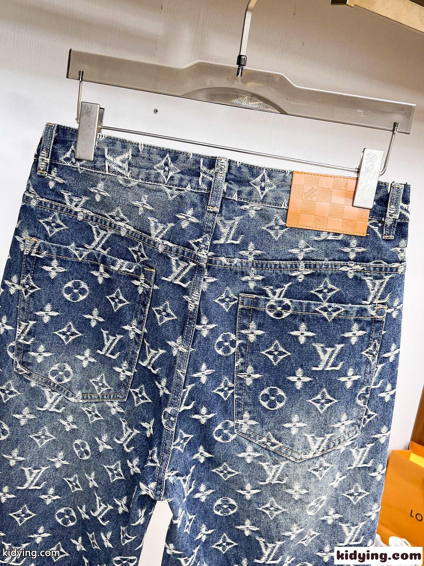 LOUIS VUITTON デニムパンツ メンズ ストレート ヴィンテージ加工 ルイヴィトン コピー 高級感 ストリート-4