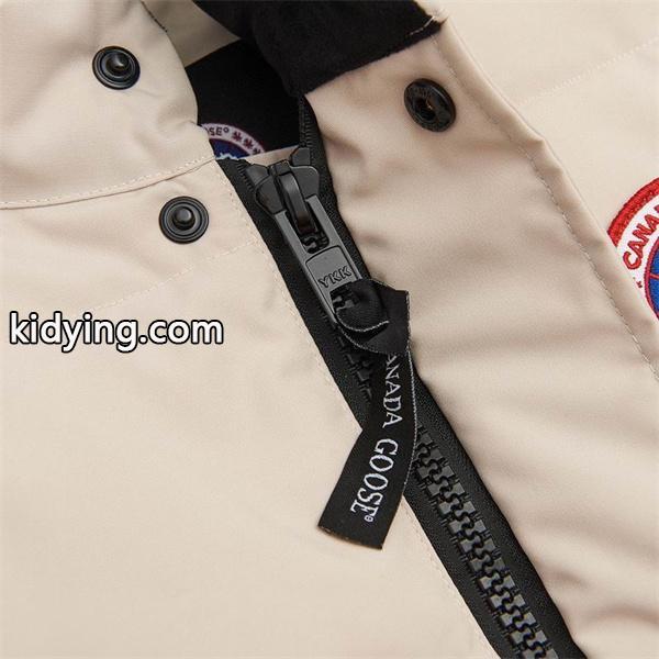 ベージュ柔和エレガント ダウンベスト コピー カナダグース Canada Goose 2025秋冬-1