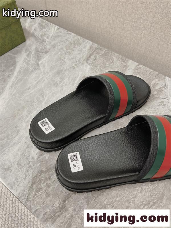 GUCCIグッチサンダルコピーアウトドアも使えるEVAサンダル クイックドライ 抗菌防臭-5