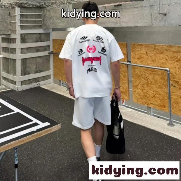 2026春夏新作BALENCIAGA コピー マルチロゴプリント半袖Tシャツホワイト個性派デザイン-2
