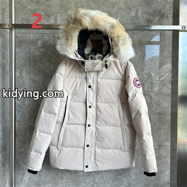 ダウンジャケット ブラック 人気モデル 即完売必至 Canada Goose カナダグース 偽物-1