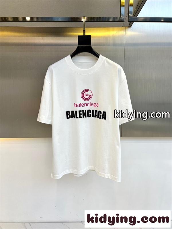 人気定番 BALENCIAGA バレンシアガ コピー 半袖Tシャツ シンプル 快適着心地 デイリー 2026新作-1