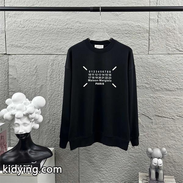 Maison Margiela 偽物 トレーナー 数字ロゴ ブラック クラシック モデル メゾンマルジェラ-1