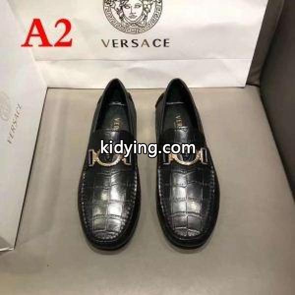 今シーズン注目のアイテム VERSACE ヴェルサーチ 大人気限定 多色可選 カジュアルシューズ 日本より安い_ヴェルサーチ VERSACE_ブランド コピー 激安(日本最大級)-1