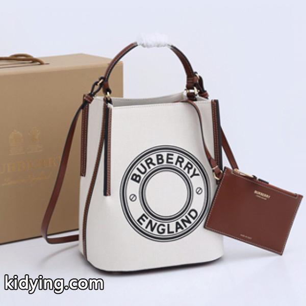 芸能人も愛用する BURBERRY バーバリー スーパーコピー バケットバッグ ペギー ロゴグラフィック-0