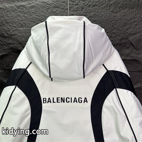ブラックハードシェル ユーティリティ機能的 BALENCIAGA バレンシアガ 偽物 アウター  季節限定モデル-8