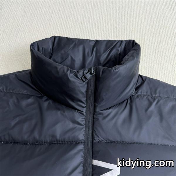 モンクレール スーパーコピー ベスト アーバン クール 撥水 フード付き MONCLER-2