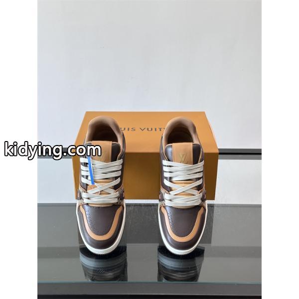 louis vuitton trainer sneaker lowルイヴィトンスニーカーコピー履き心地人気ランキング希少品-3