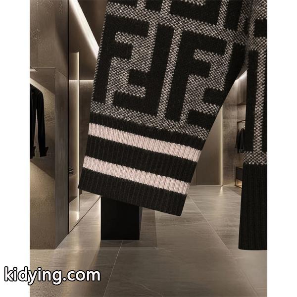 ニット セーター メンズ FFロゴ 総柄 グレー  長袖 FENDI フェンディ コピー-6