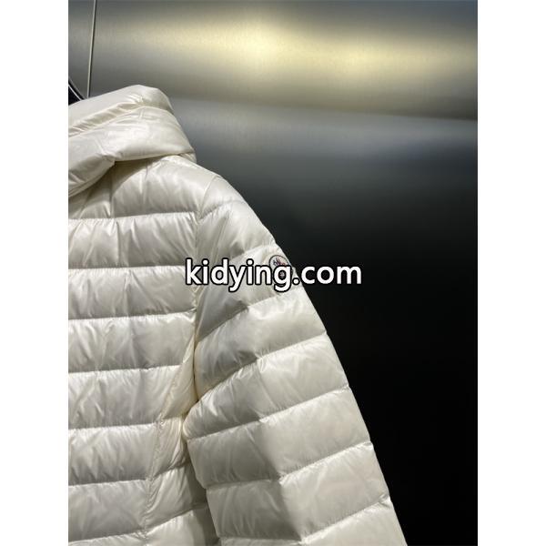 トレンド最前線 2026新作対応 MONCLER モンクレール コピー ライトダウン 着心地最高-3