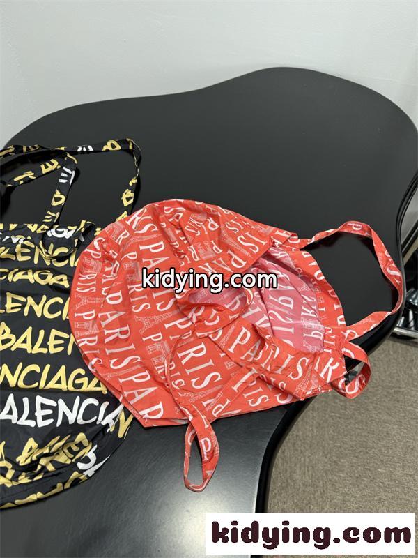 2026人気&BALENCIAGA バレンシアガトートバッグコピー収納性抜群大容量 ファッション新作-1