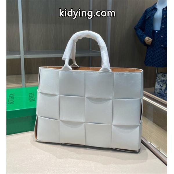 高い評価 BOTTEGA VENETA 人気ブランド おしゃれなバッグ_ボッテガ ヴェネタ トートバッグスーパーコピーブランド激安通販 専門店-0