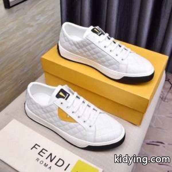 FENDI SNEAKER ブラックレザーレースアップシューズ Bag Bugs41775468フェンディ コピーコーディネートし易い-1