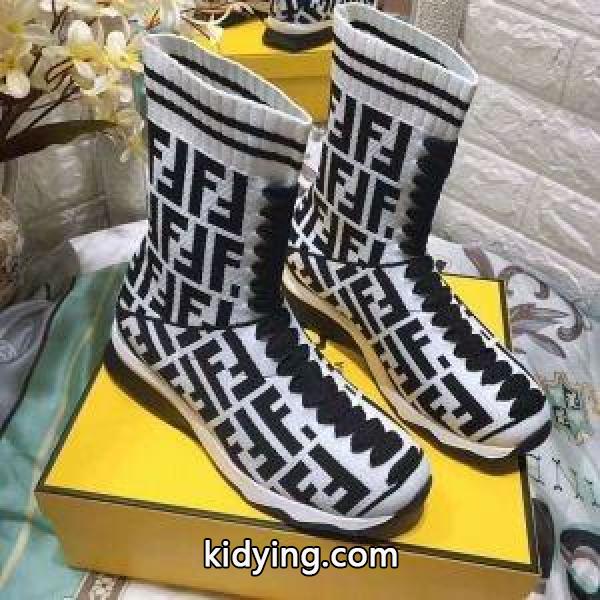 人気シリーズ FENDI フェンディ ショートブーツ 秋冬間違いないアイテム 2色可選_フェンディ FENDI_ブランド コピー 激安(日本最大級)-0