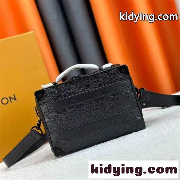 ルイヴィトン コピー ボックス型 クロスボディバッグ メンズ タフデザイン LOUIS VUITTON 多収納 アウトドア-0