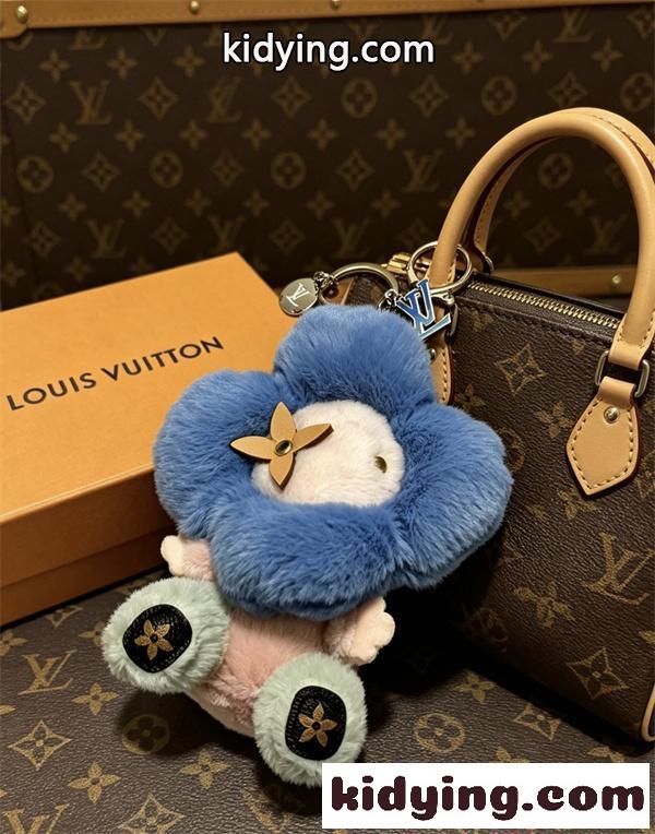芸能人愛用2026トレンドルイビトンキーホルダーコピーAnger Forestシリーズ人気LOUIS VUITTON-5